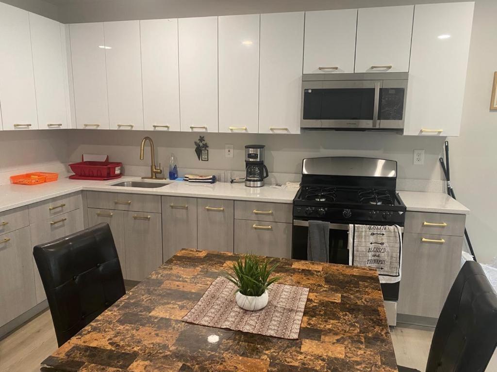 Séjour chez l'habitant Stylish 8mins To Airport *